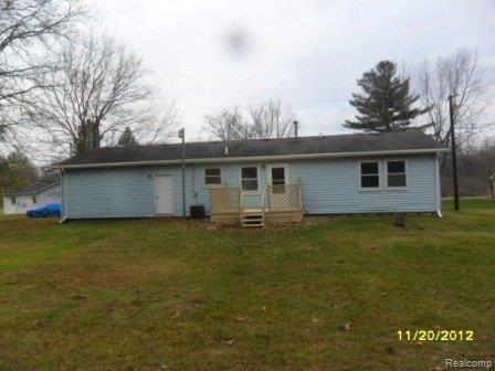 21885 Rust Road New Boston, MI 48164 - Photo 3 of 20 003.JPG