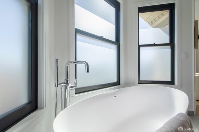 $2,165,000 | 3562 18th Street, San Francisco, CA 94110