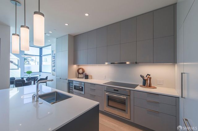 $2,165,000 | 3562 18th Street, San Francisco, CA 94110