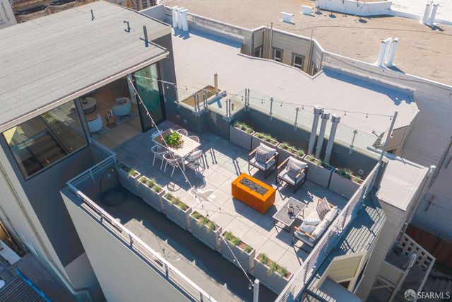 $2,165,000 | 3562 18th Street, San Francisco, CA 94110