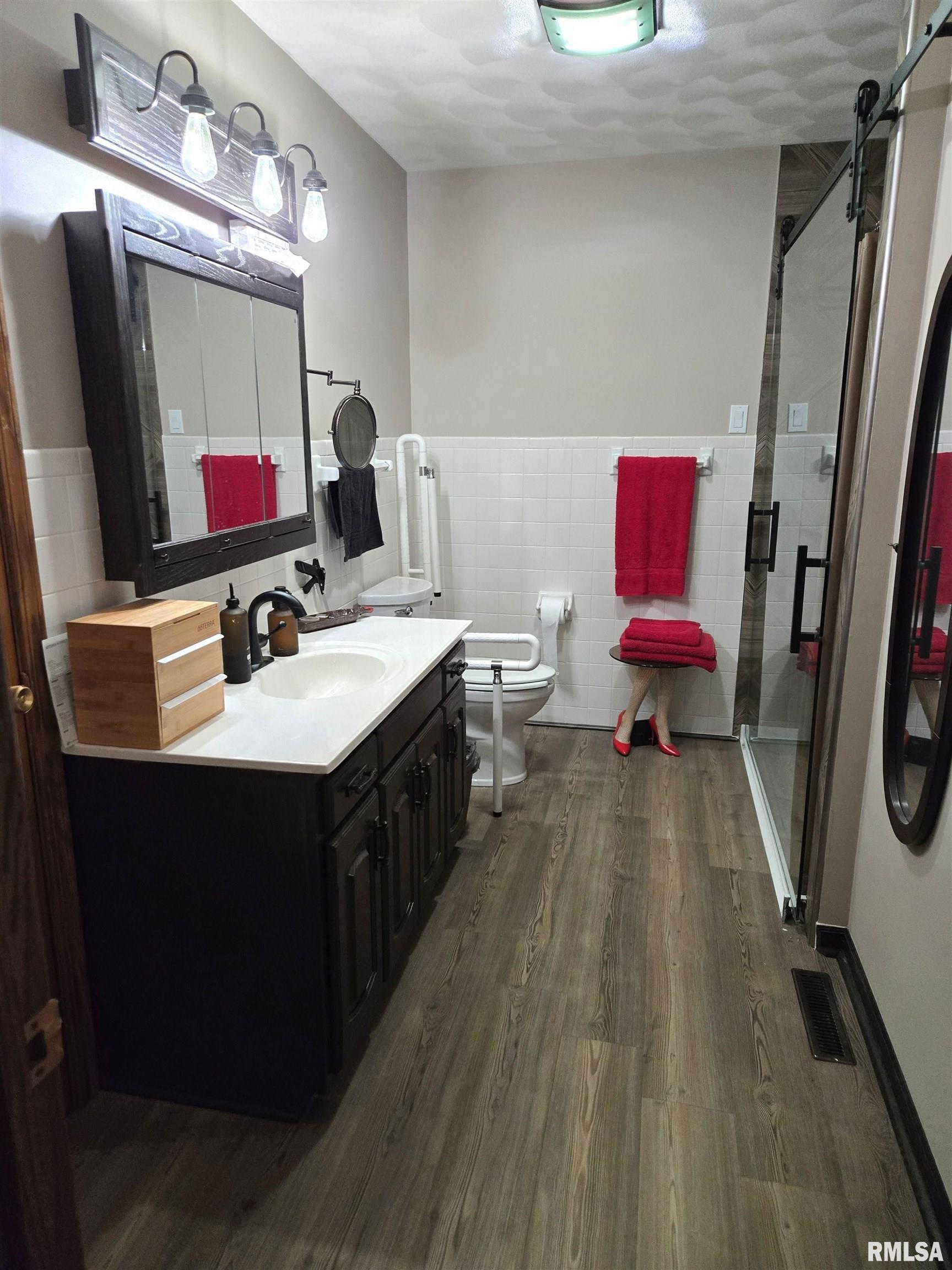 18067 Dee-Mac Road Deer Creek, IL 61733 - Photo 15 of 20