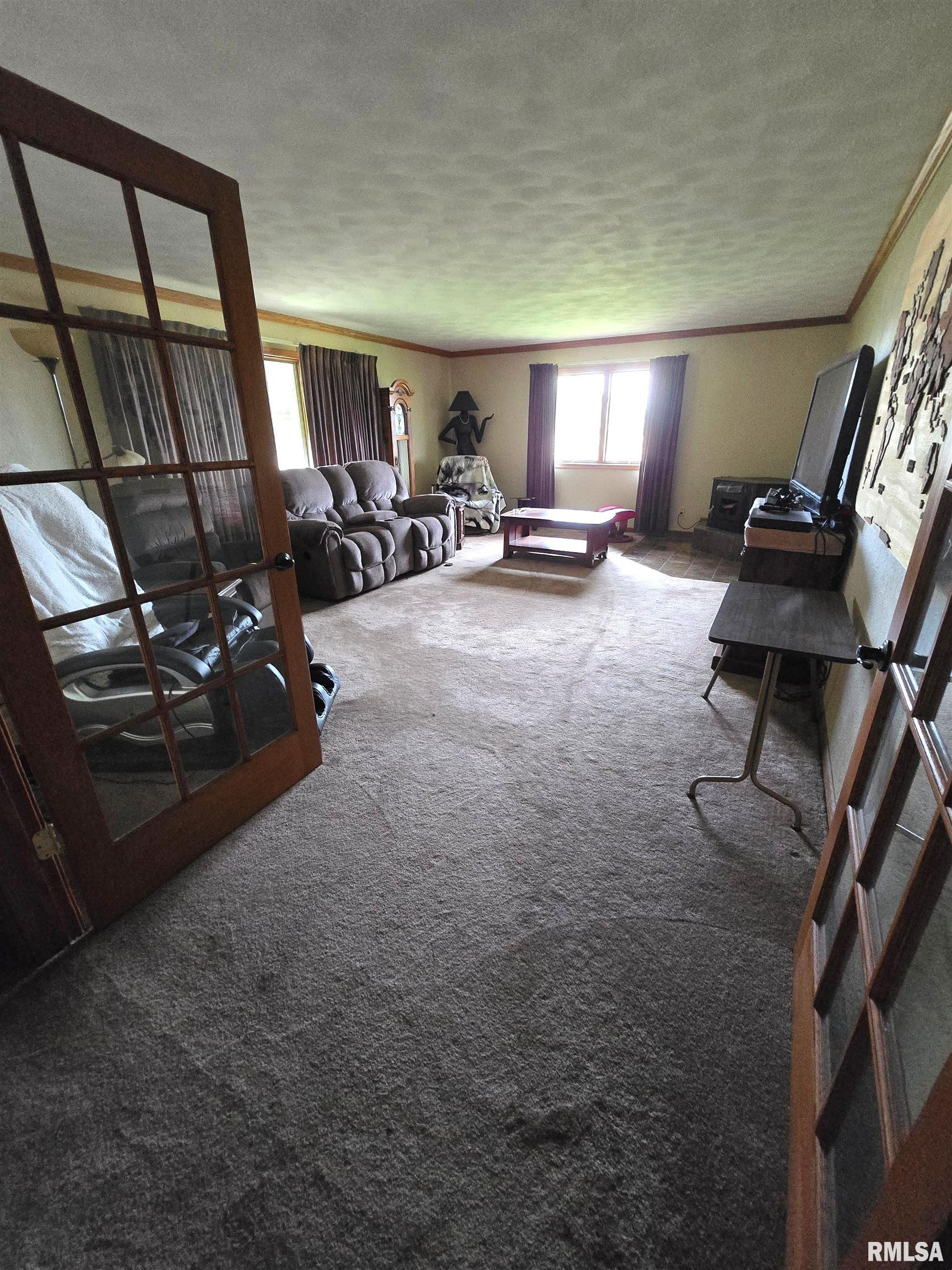 18067 Dee-Mac Road Deer Creek, IL 61733 - Photo 6 of 20