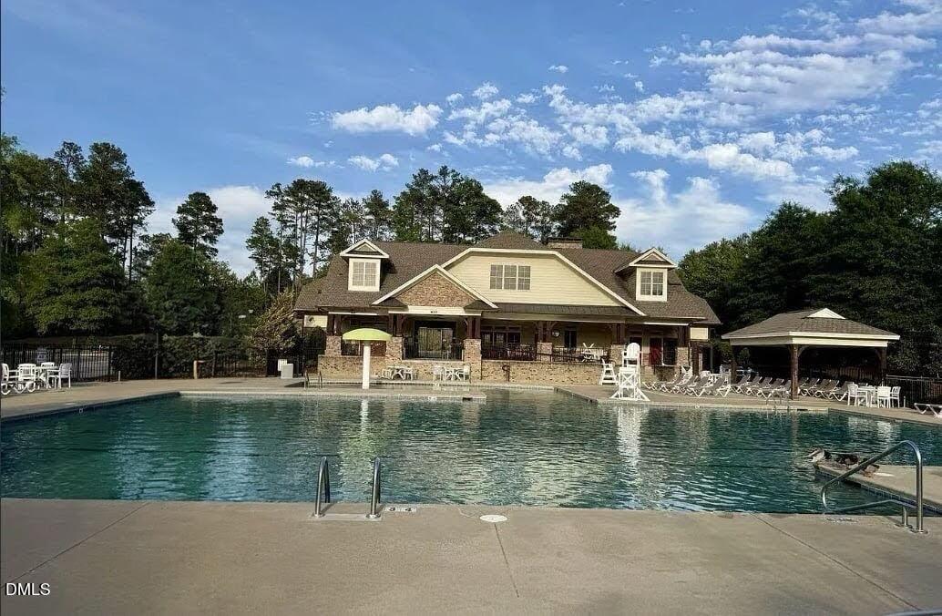 435 Panorama View Loop Cary, NC 27519 - Photo 35 of 38