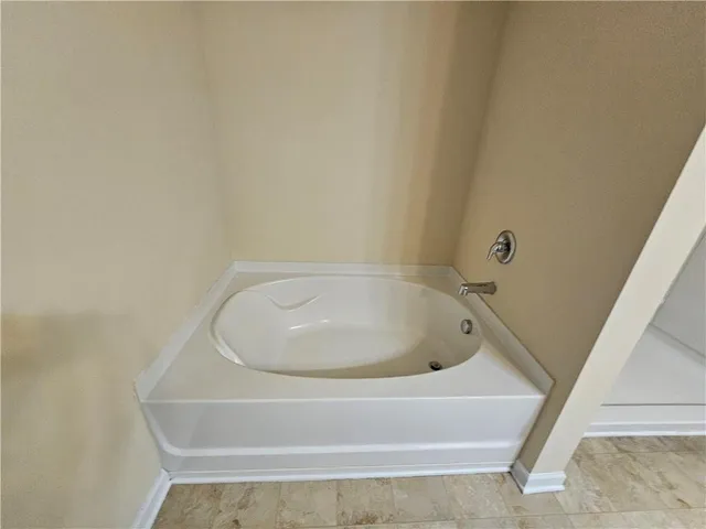 $2,300 | 3110 Boxwood Crossing, Gainesville, GA 30507