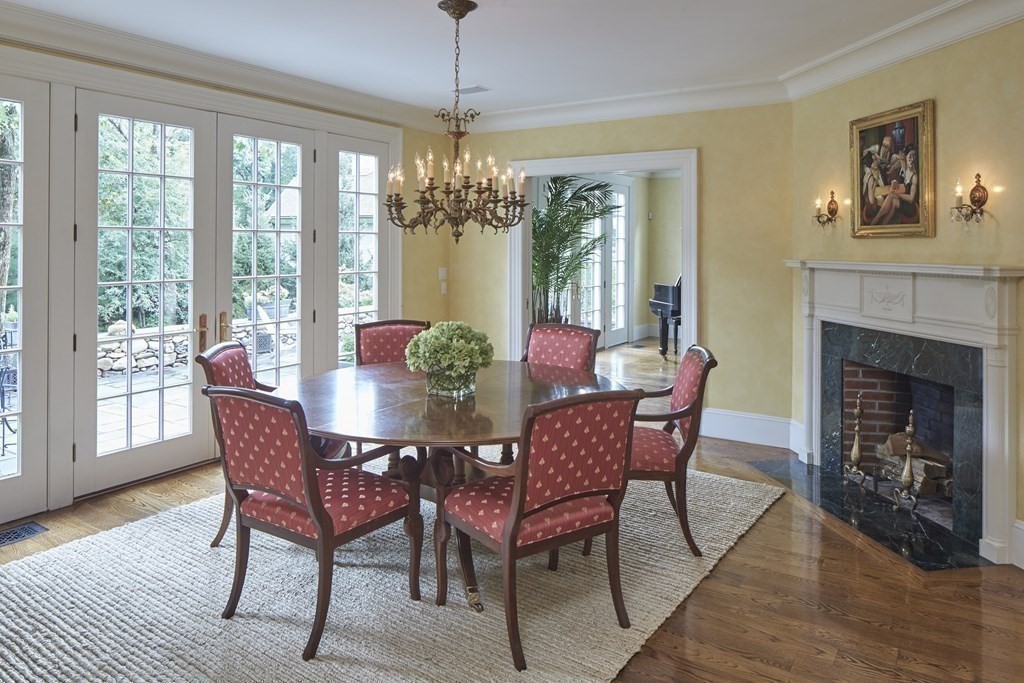 33 Meadowbrook Road Weston, MA 02493 - Photo 14 of 42