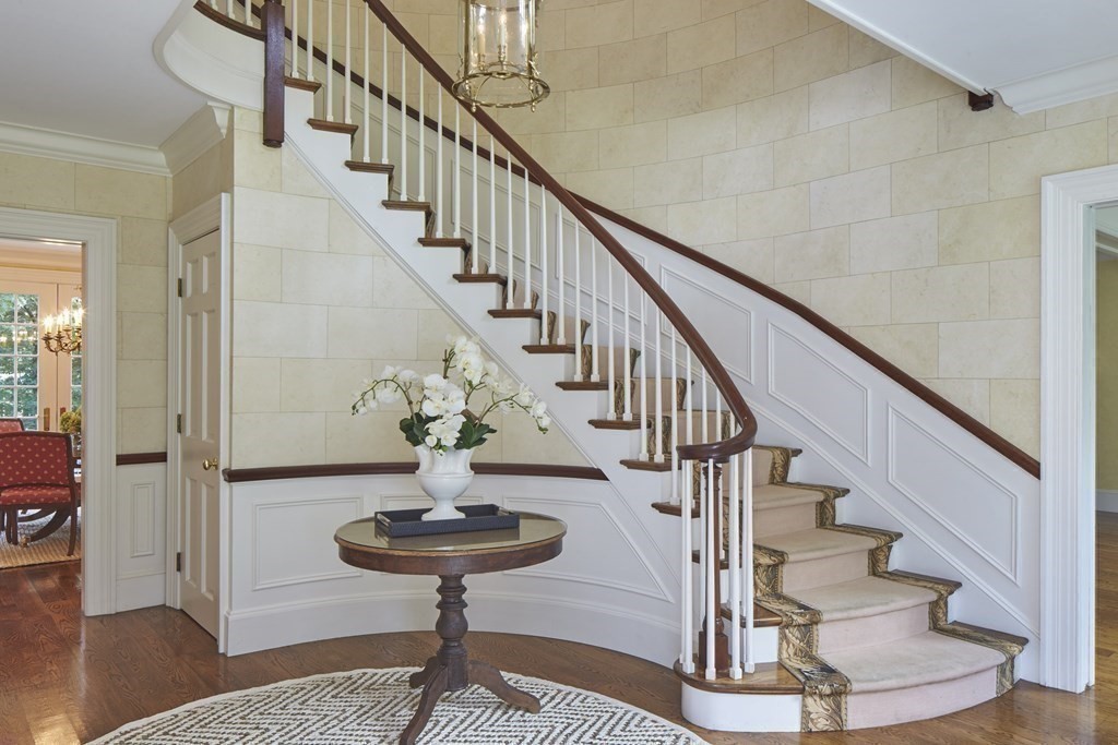 33 Meadowbrook Road Weston, MA 02493 - Photo 20 of 42