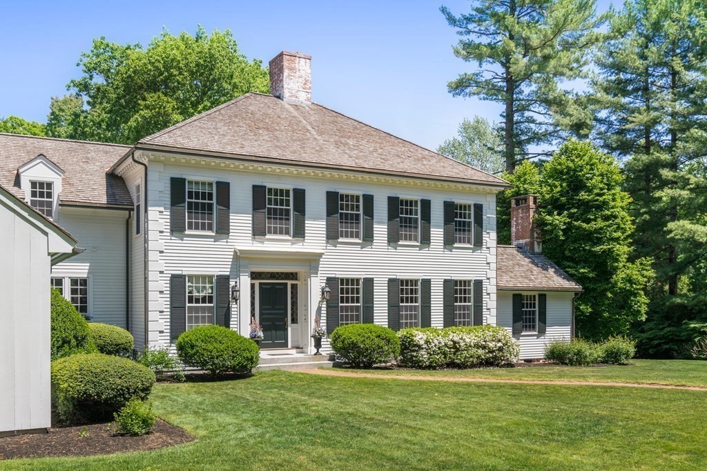 33 Meadowbrook Road Weston, MA 02493 - Photo 2 of 42