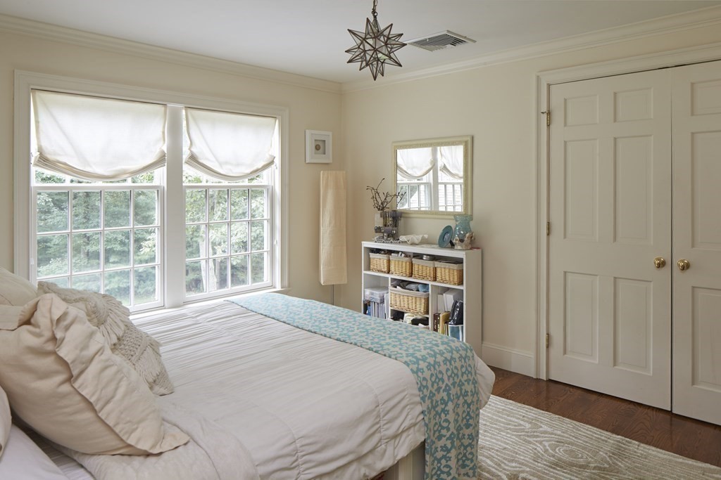 33 Meadowbrook Road Weston, MA 02493 - Photo 25 of 42