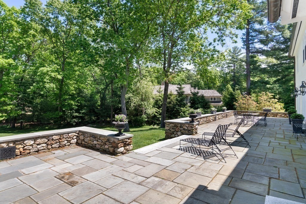 33 Meadowbrook Road Weston, MA 02493 - Photo 37 of 42