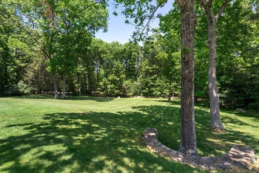33 Meadowbrook Road Weston, MA 02493 - Photo 40 of 42