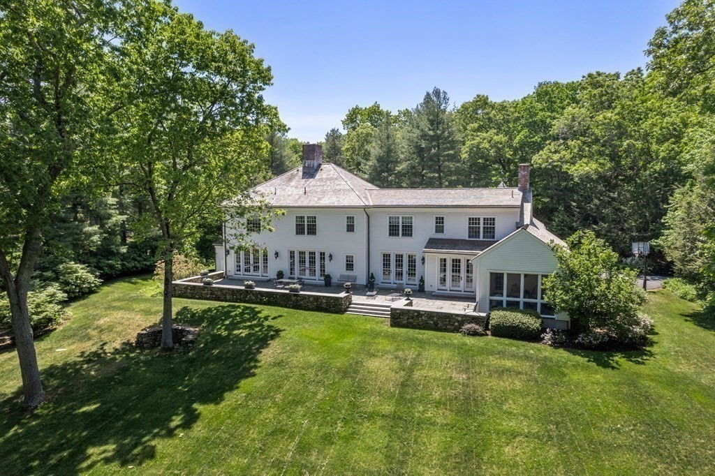 33 Meadowbrook Road Weston, MA 02493 - Photo 4 of 42