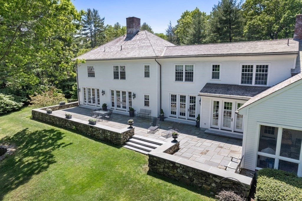 33 Meadowbrook Road Weston, MA 02493 - Photo 6 of 42