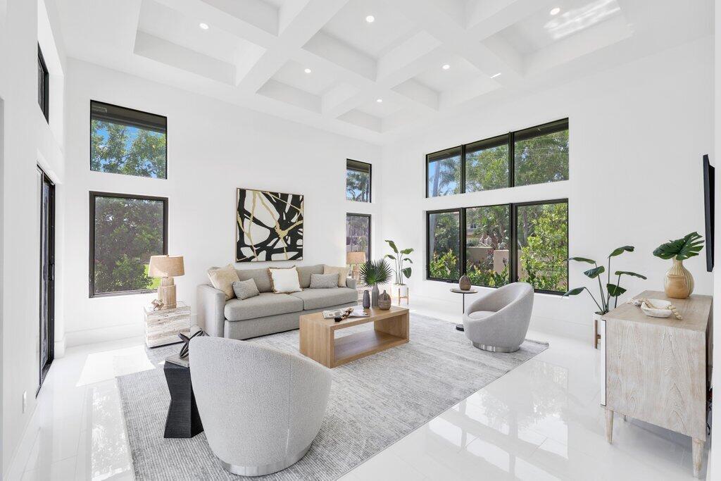 815 Palmer Road Delray Beach, FL 33483 - Photo 8 of 46 20230513001322755753000000-o
