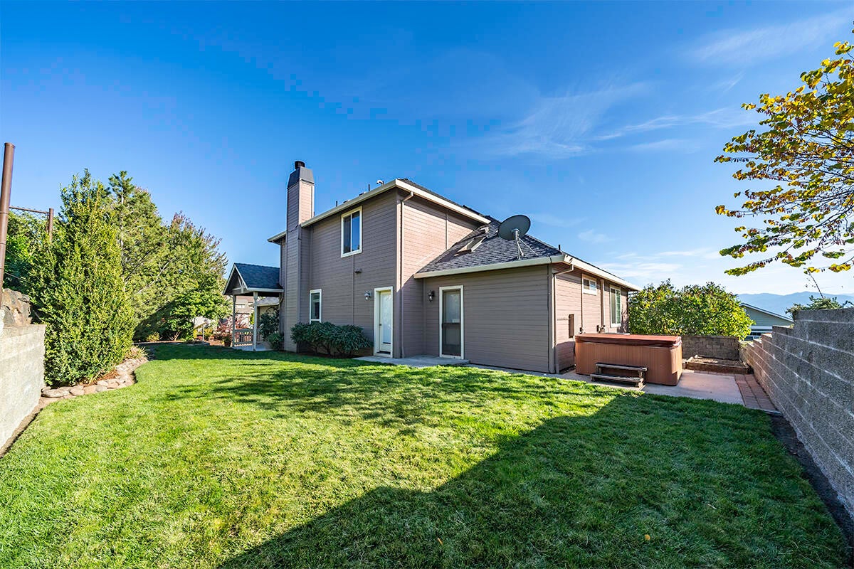 4201 Falcon Ridge Terrace Medford, OR 97504 - Photo 38 of 44 FRT-13