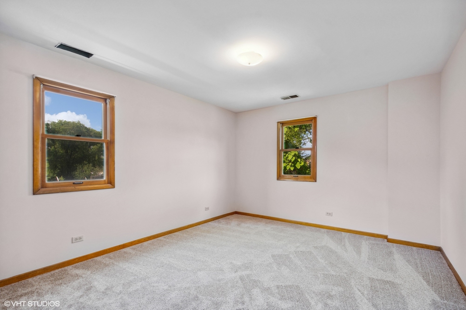 1816 North Nordica Avenue Chicago, IL 60707 - Photo 17 of 23 a view of an empty room with a window