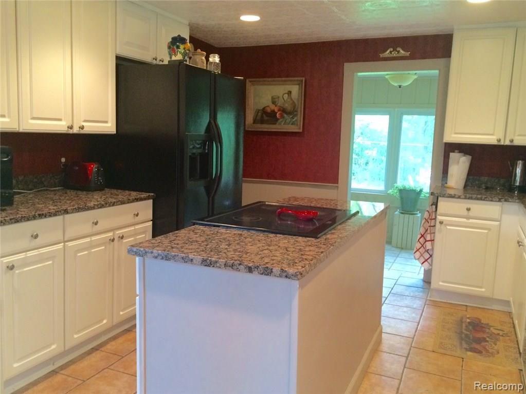 4643 Crawford Road Dryden, MI 48428 - Photo 21 of 58 64.jpg