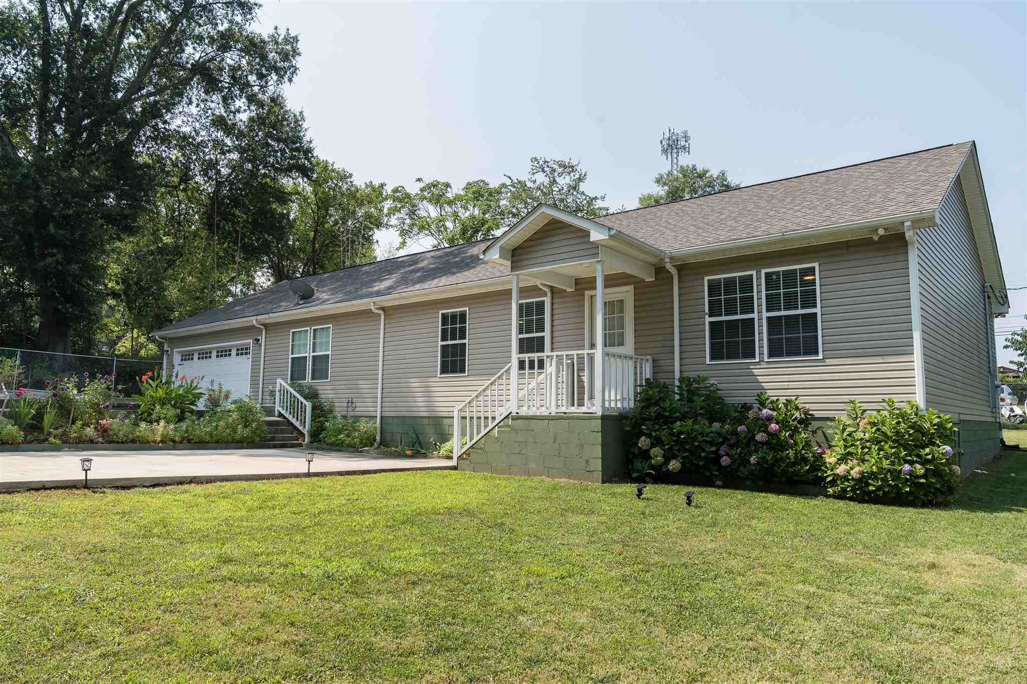 3 Lawrence Street Inman, SC 29349 - Photo 3 of 32