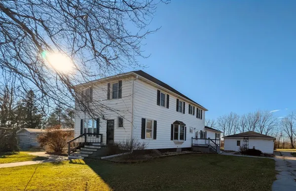 $279,900 | 610 Cleveland Avenue Southwest, McIntosh, MN 56556