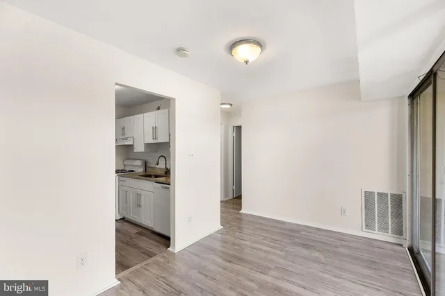 $199,900 | 8001 Chanute Place, Unit 15, Falls Church, VA 22042