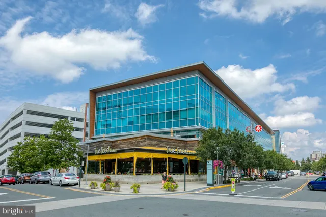 $199,900 | 8001 Chanute Place, Unit 15, Falls Church, VA 22042