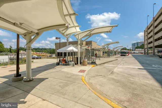 $199,900 | 8001 Chanute Place, Unit 15, Falls Church, VA 22042