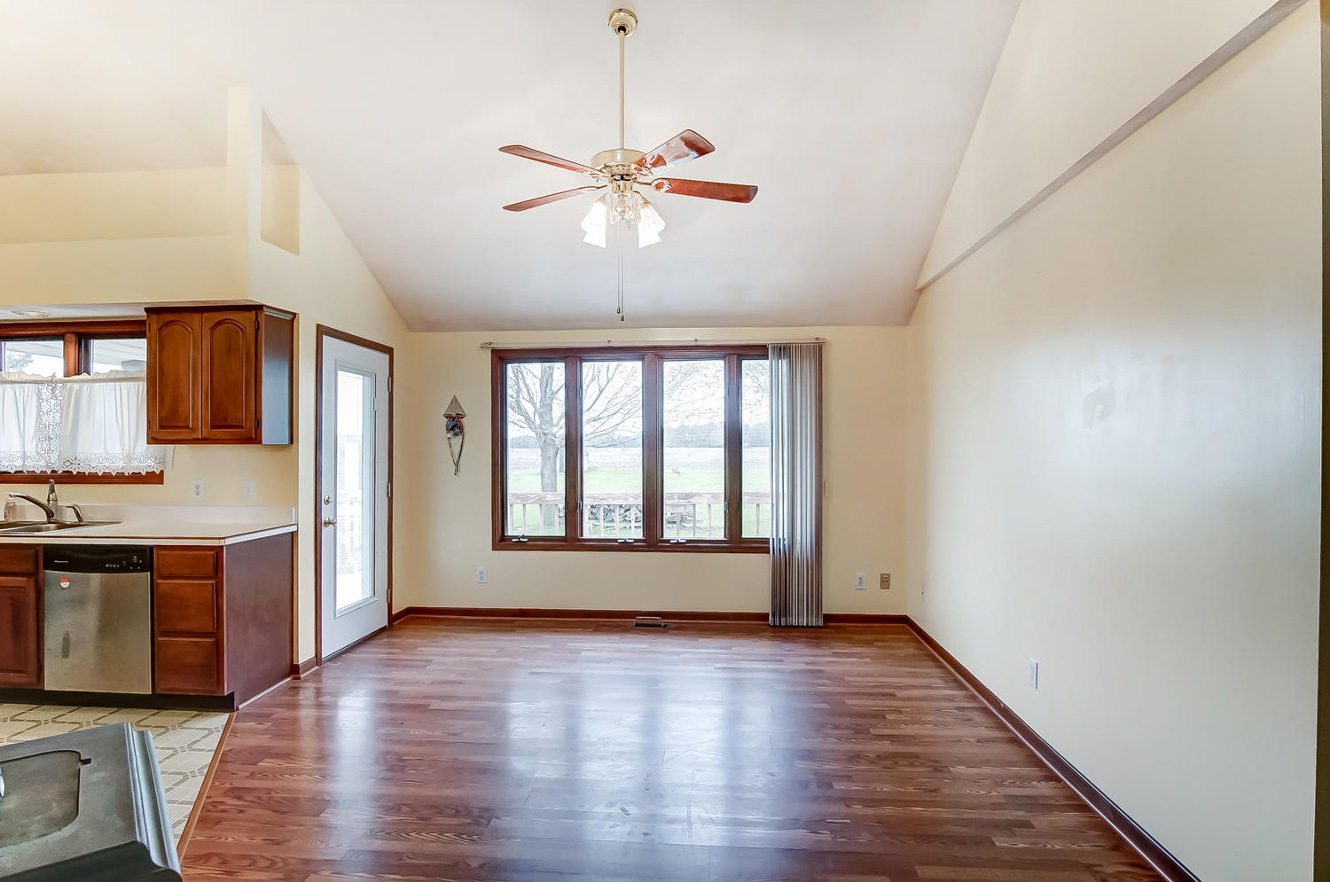 6221 Middle Urbana Road Springfield, OH 45502 - Photo 23 of 51