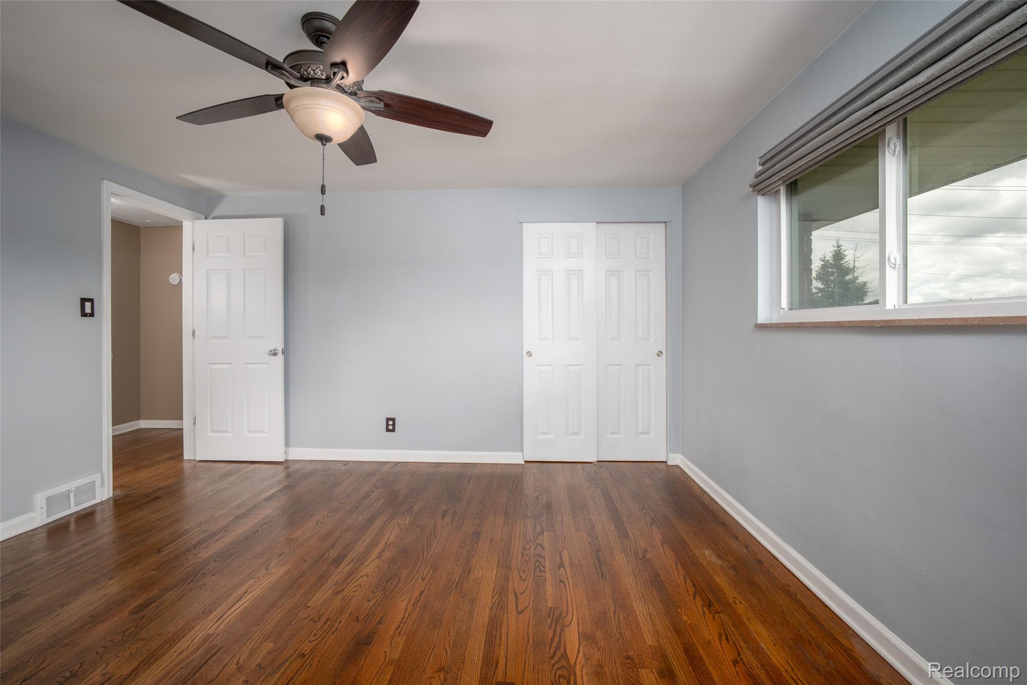 11026 Middlebelt Road Livonia, MI 48150 - Photo 12 of 22 12.jpg