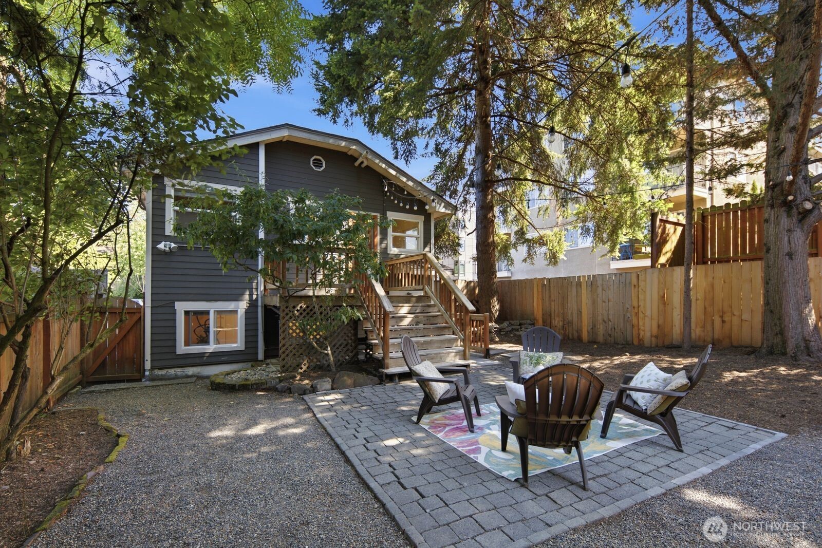 1709 North 35th Street Seattle, WA 98103 - Photo 33 of 39 Gallery Image 33