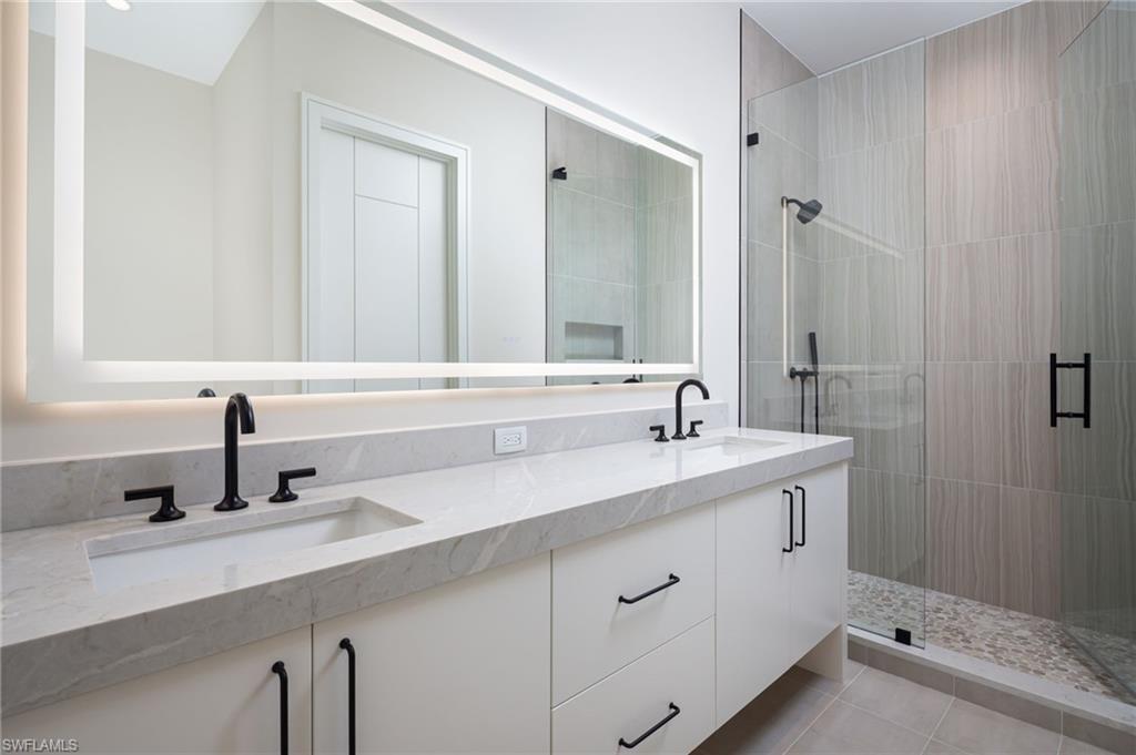 223 Bayview Avenue Naples, FL 34108 - Photo 17 of 28