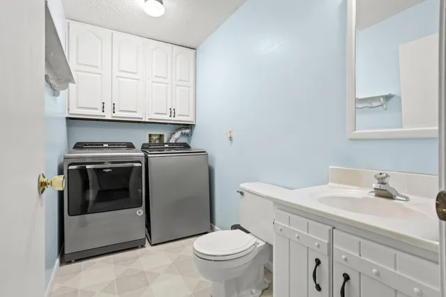 $444,167 | 302 Sheyenne Street, Horace, ND 58047