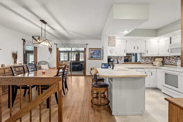 $444,167 | 302 Sheyenne Street, Horace, ND 58047