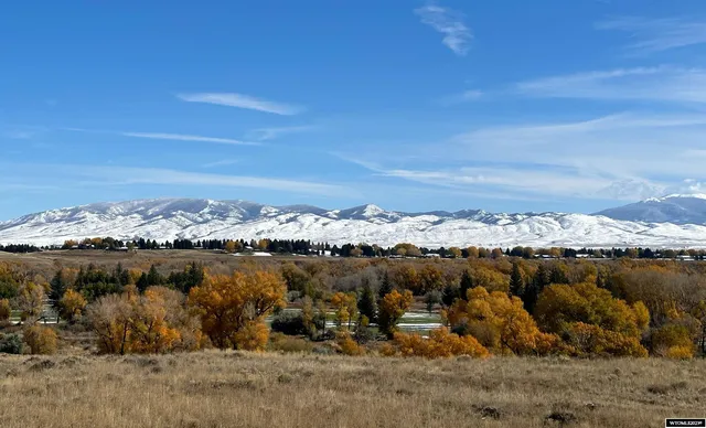 $375,000 | 1501 South Veterans Street, Saratoga, WY 82331