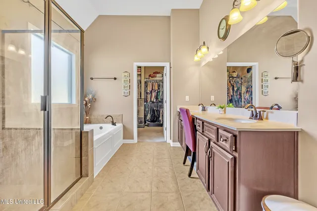 $495,000 | 4643 Heritage Drive, Olive Branch, MS 38654