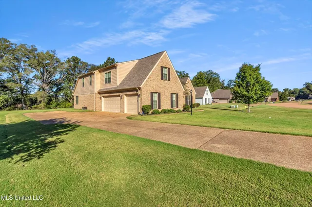$495,000 | 4643 Heritage Drive, Olive Branch, MS 38654