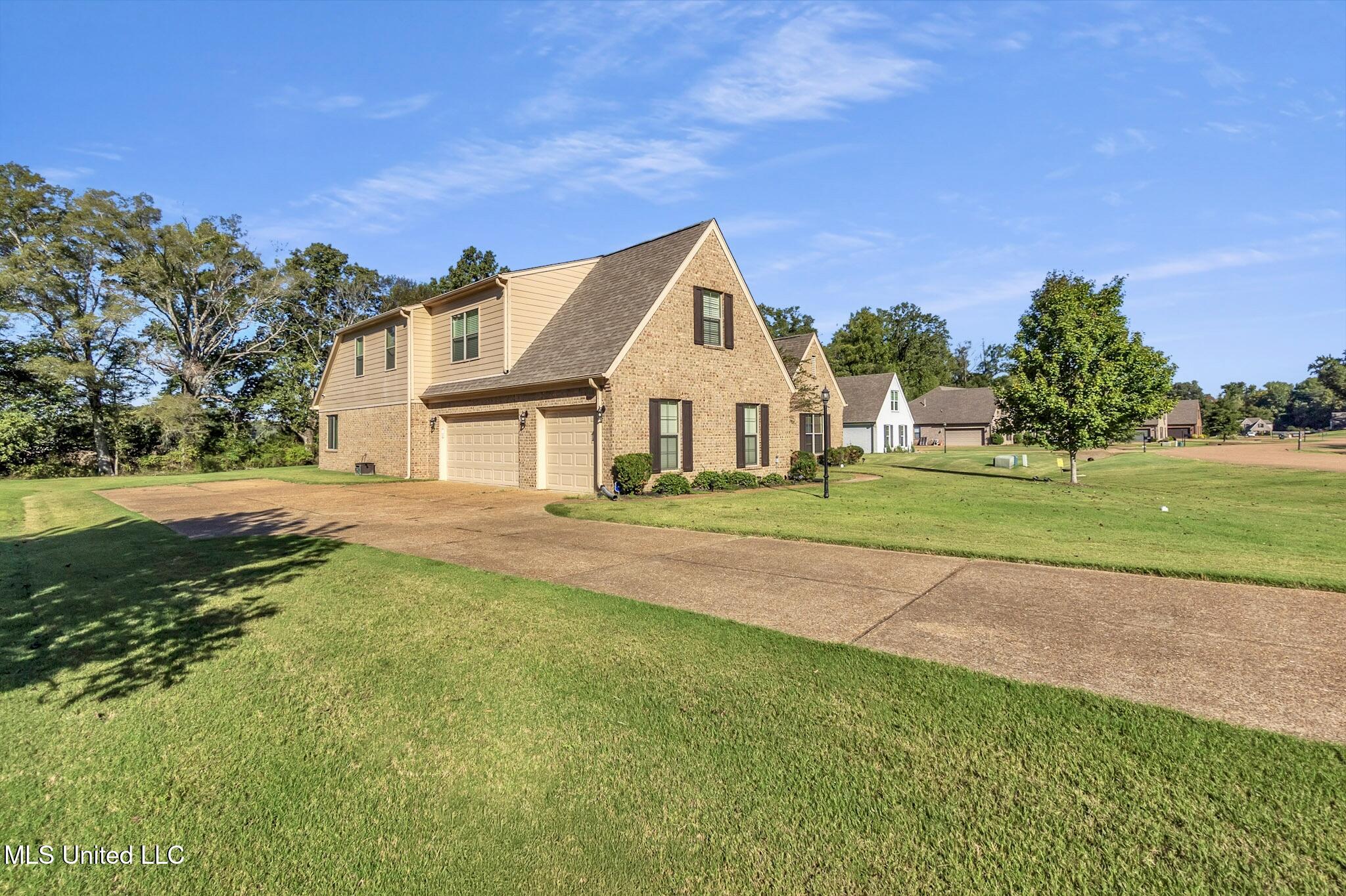 4643 Heritage Drive Olive Branch, MS 38654 - Photo 2 of 42 IMG_3487