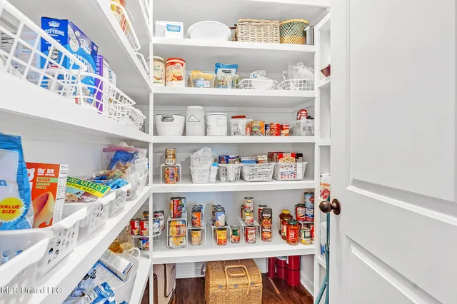 $495,000 | 4643 Heritage Drive, Olive Branch, MS 38654