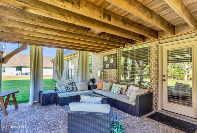 $495,000 | 4643 Heritage Drive, Olive Branch, MS 38654