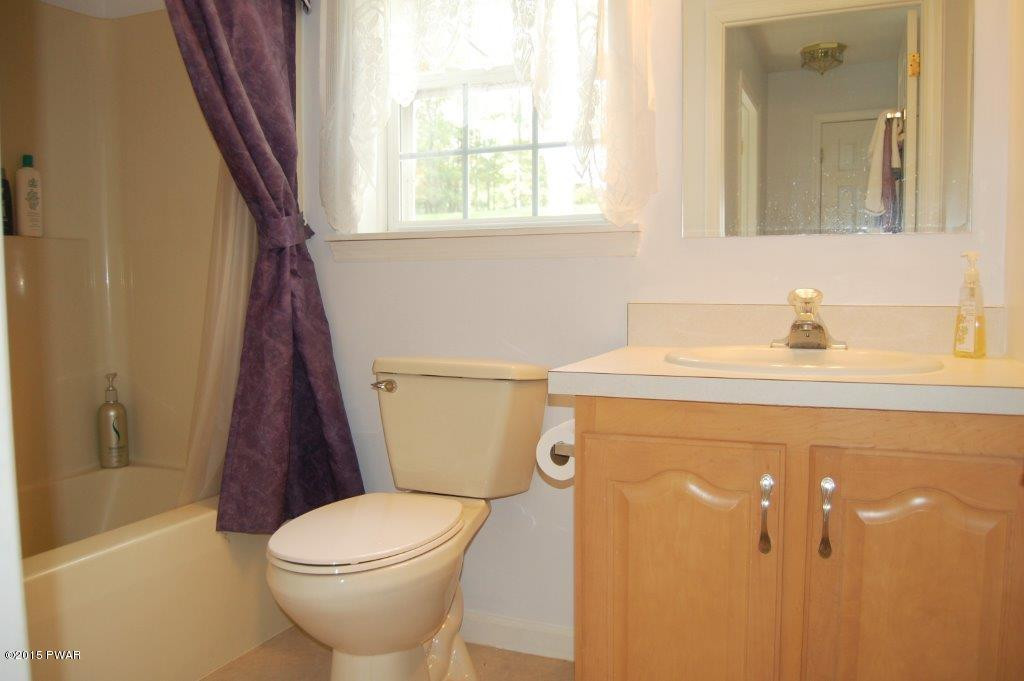 153 Deer Run Road Hawley, PA 18428 - Photo 30 of 44 Gallery Image 30
