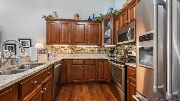 $735,000 | 602 Waterford Circle, Eldon, MO 65026