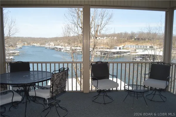 $735,000 | 602 Waterford Circle, Eldon, MO 65026