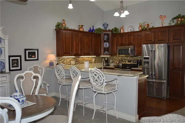 $735,000 | 602 Waterford Circle, Eldon, MO 65026