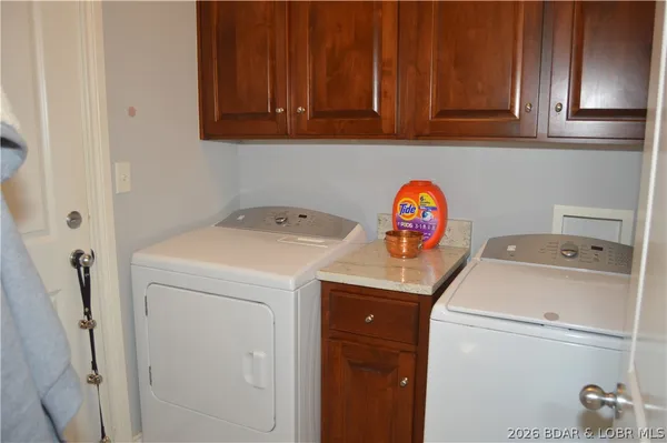 $735,000 | 602 Waterford Circle, Eldon, MO 65026