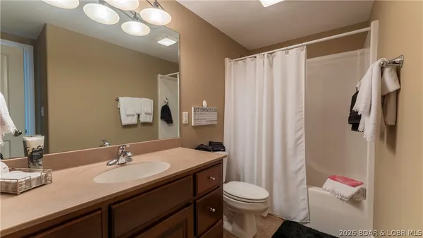 $735,000 | 602 Waterford Circle, Eldon, MO 65026