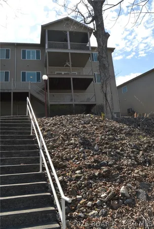 $735,000 | 602 Waterford Circle, Eldon, MO 65026