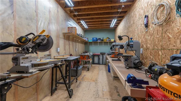 $735,000 | 602 Waterford Circle, Eldon, MO 65026