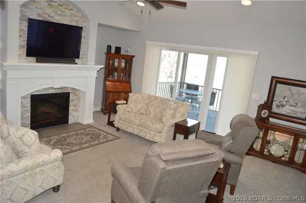 $735,000 | 602 Waterford Circle, Eldon, MO 65026