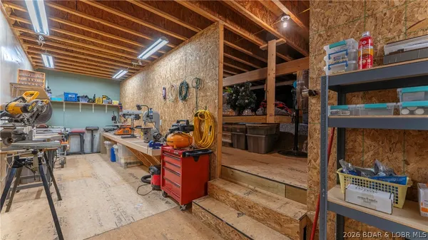 $735,000 | 602 Waterford Circle, Eldon, MO 65026