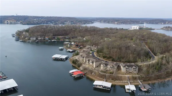 $735,000 | 602 Waterford Circle, Eldon, MO 65026