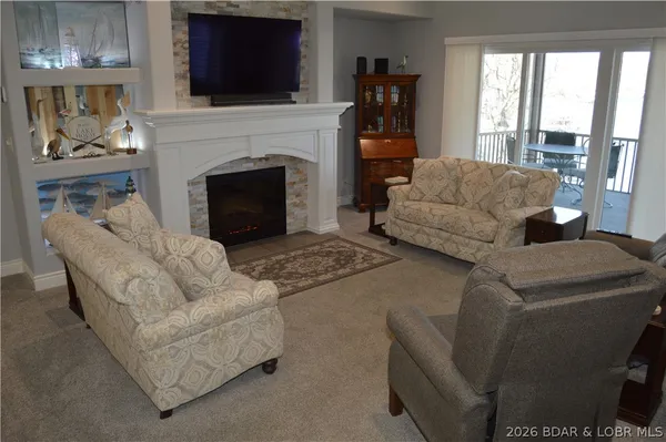 $735,000 | 602 Waterford Circle, Eldon, MO 65026