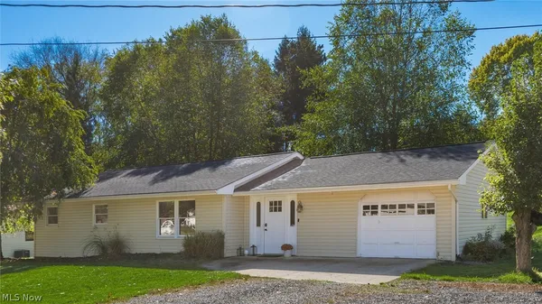 $299,900 | 270 East Highland Drive, Zanesville, OH 43701